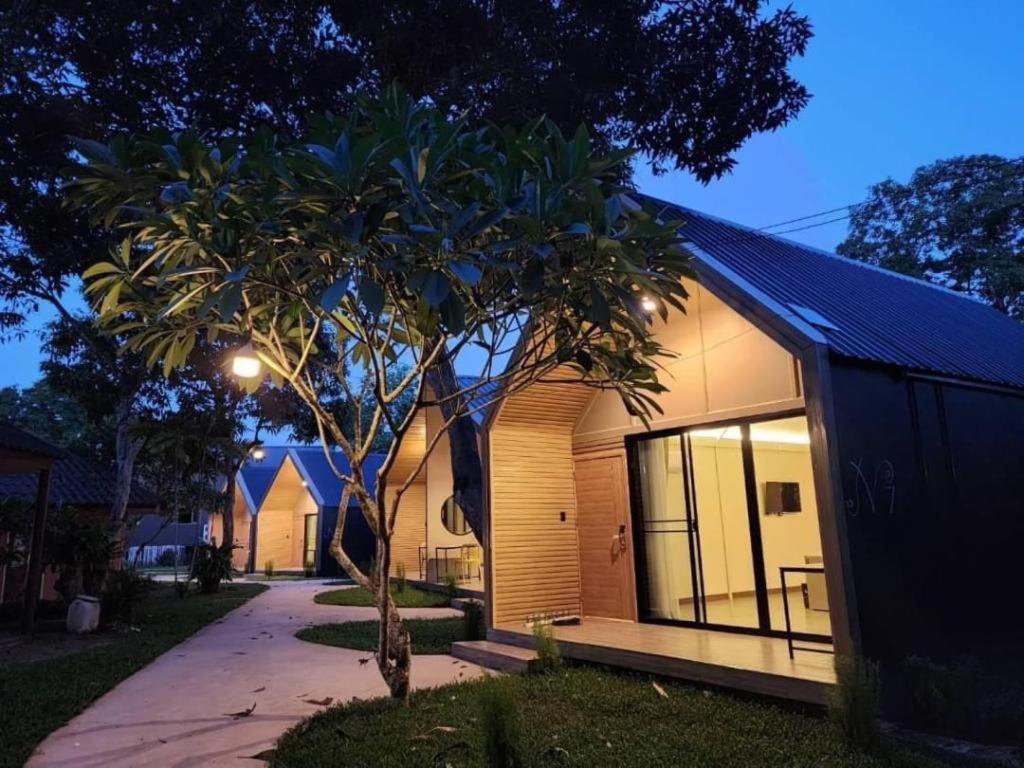 Natural Park Resort De Wang Thong Phitsanulok Extérieur photo
