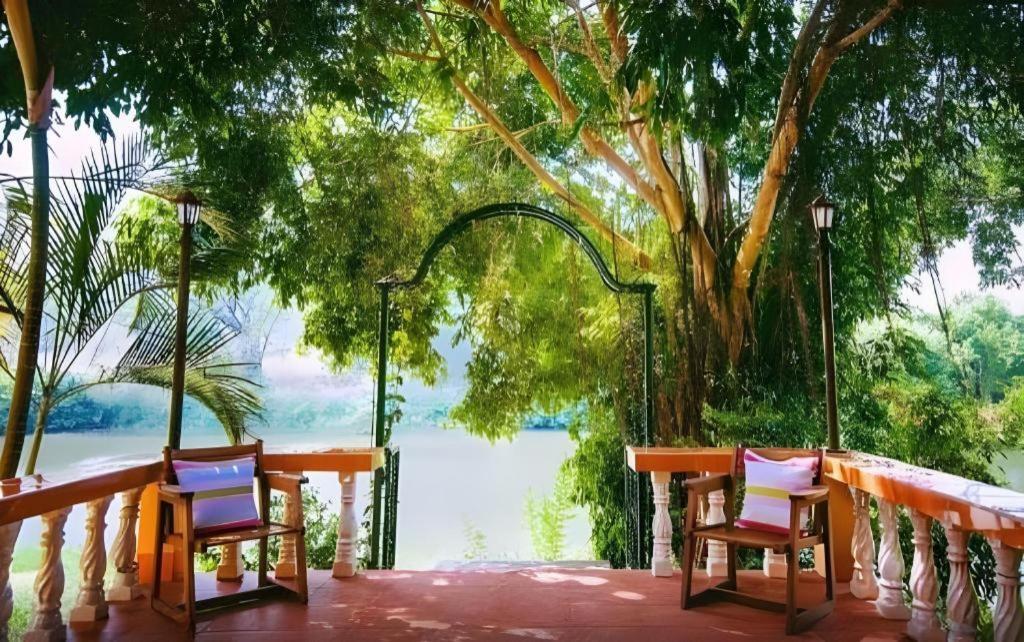 Natural Park Resort De Wang Thong Phitsanulok Extérieur photo