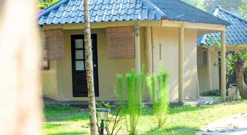 Natural Park Resort De Wang Thong Phitsanulok Extérieur photo